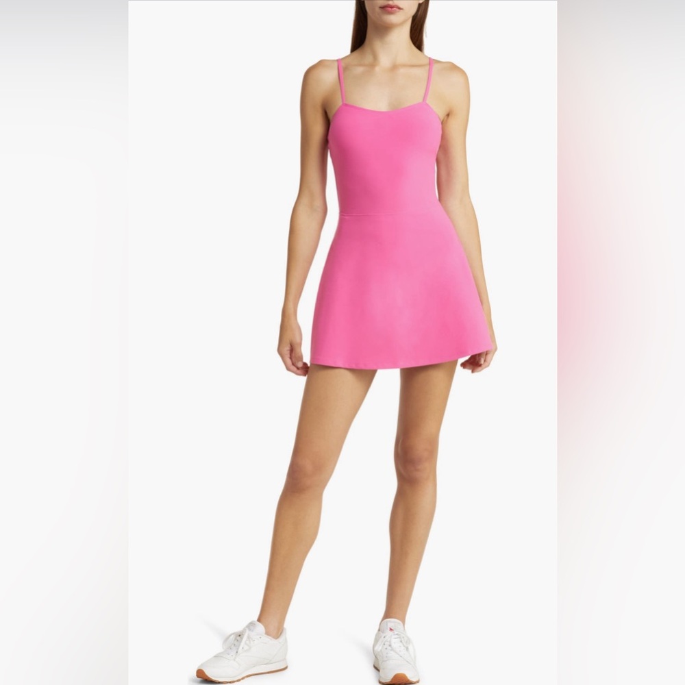 ALO COURTSIDE SPORT DRESS PARADISE PINK LIKE NEW